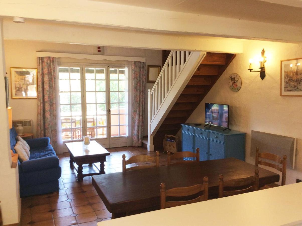 89 Le Grand Pin Apartment Sainte-Maxime Luaran gambar