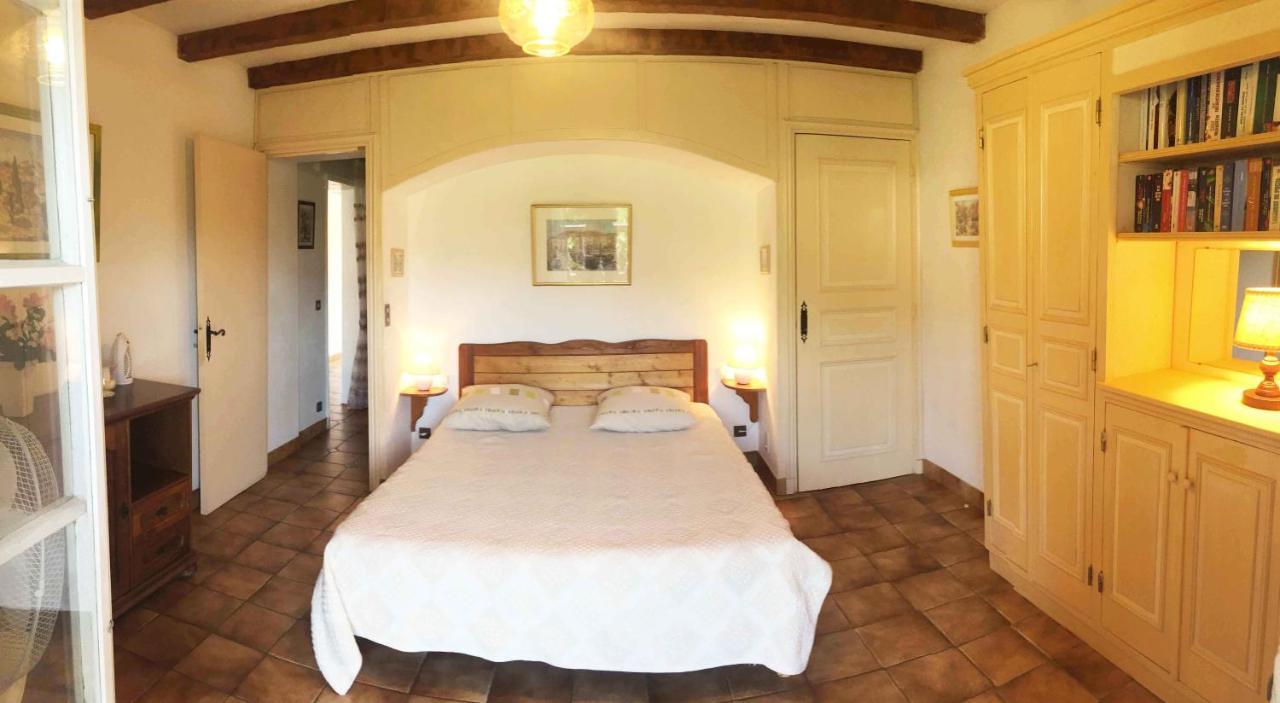89 Le Grand Pin Apartment Sainte-Maxime Luaran gambar