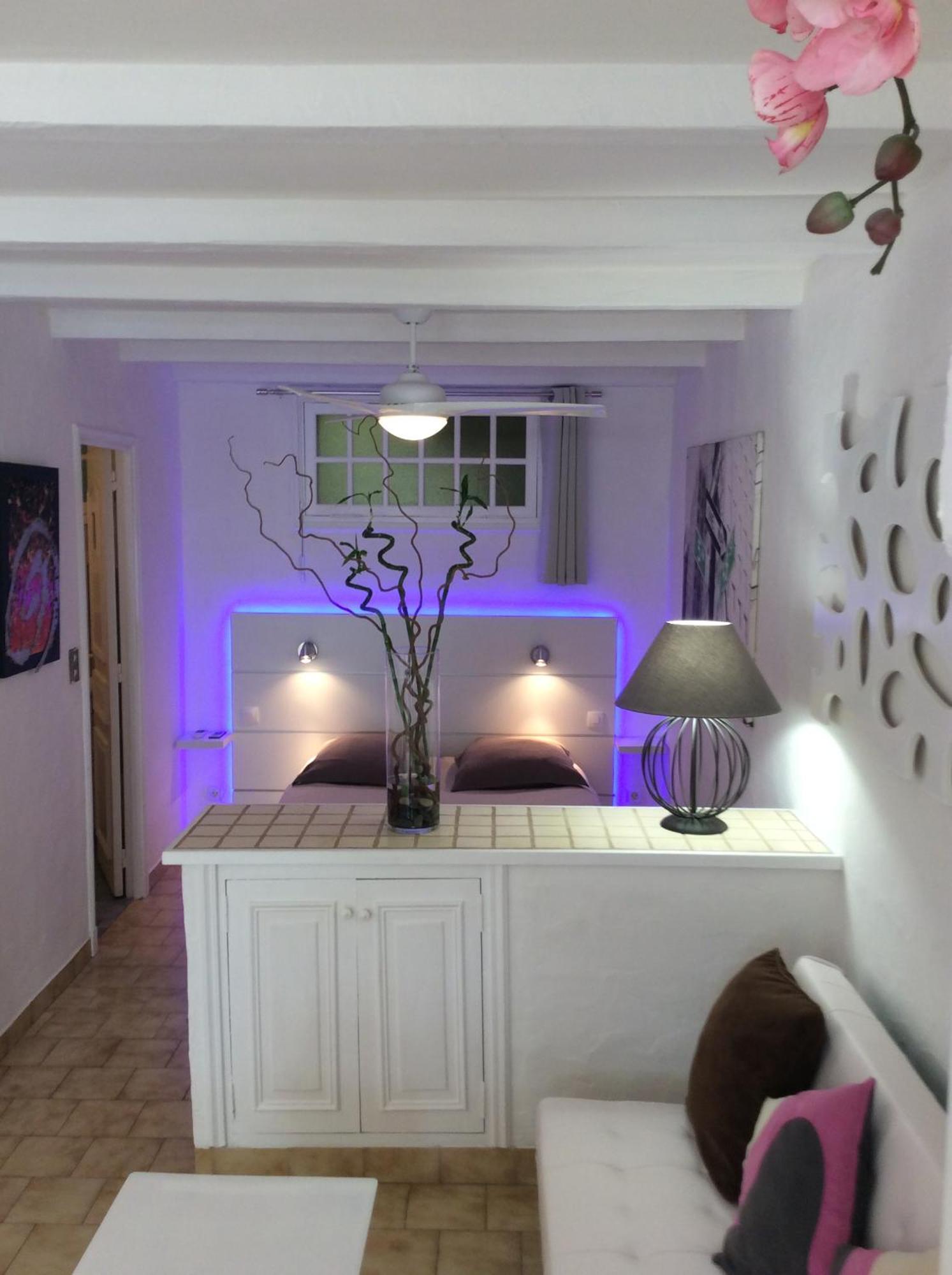 89 Le Grand Pin Apartment Sainte-Maxime Luaran gambar