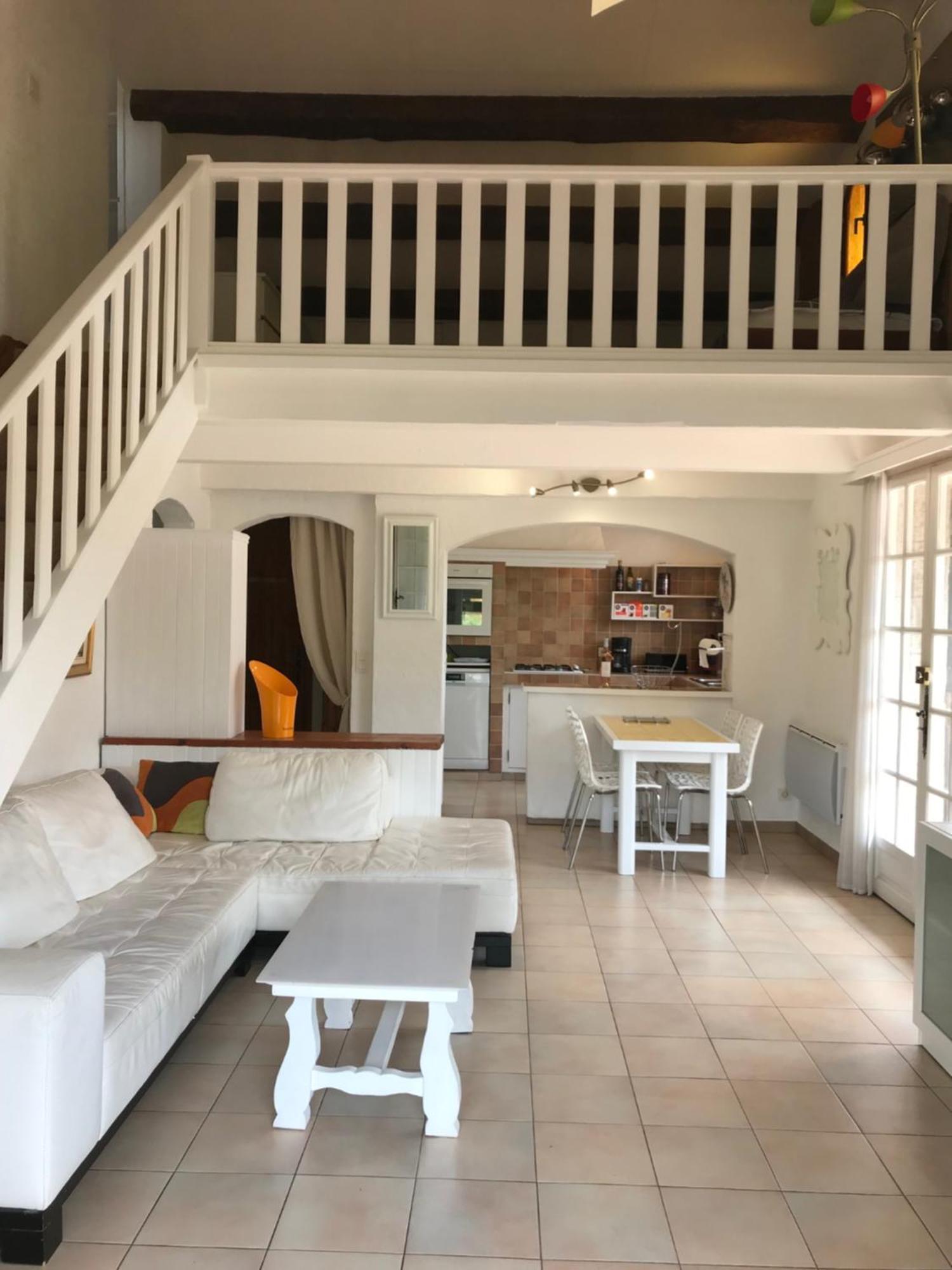 89 Le Grand Pin Apartment Sainte-Maxime Luaran gambar