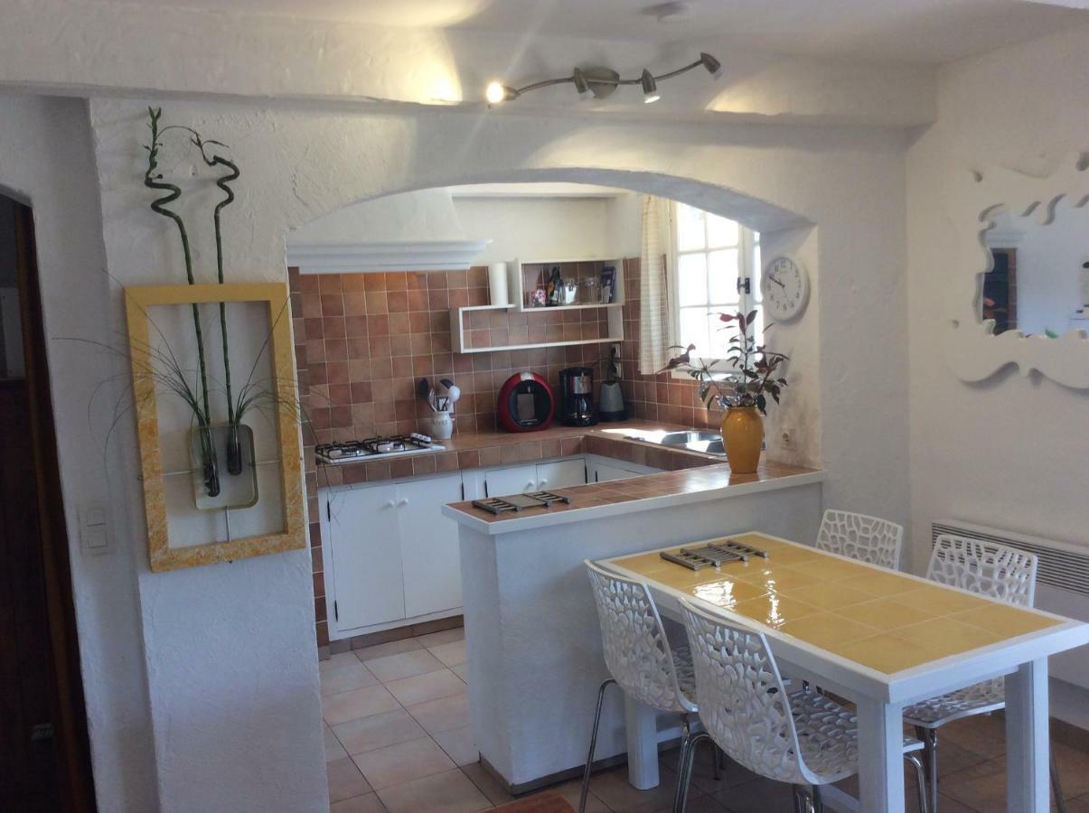 89 Le Grand Pin Apartment Sainte-Maxime Luaran gambar